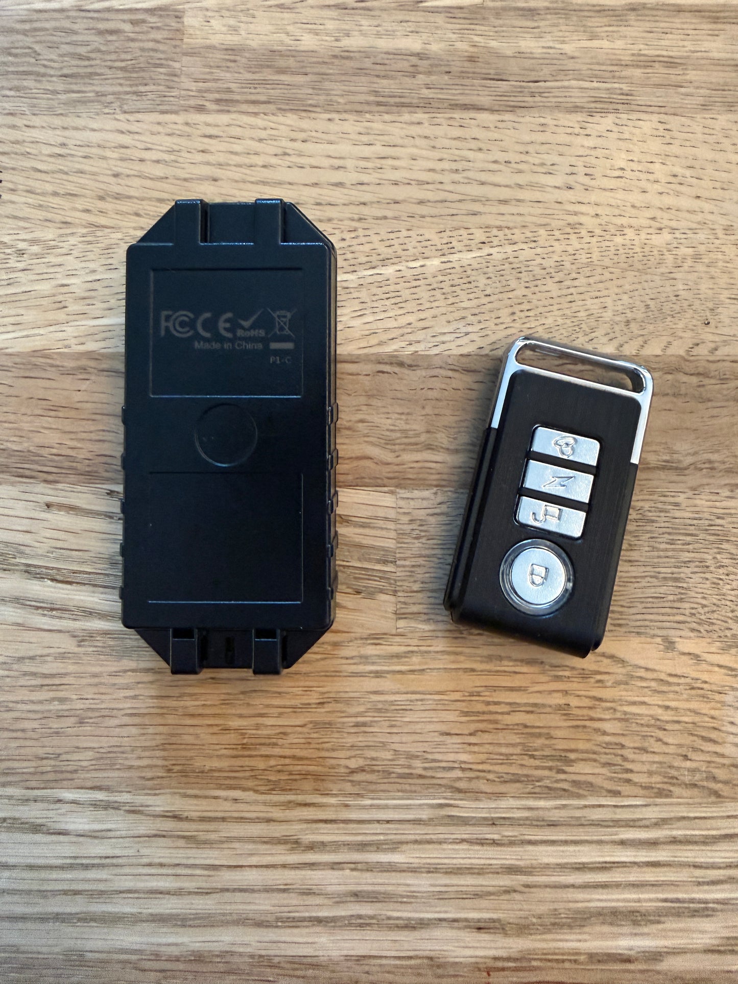 Alarm med fjernbetjening