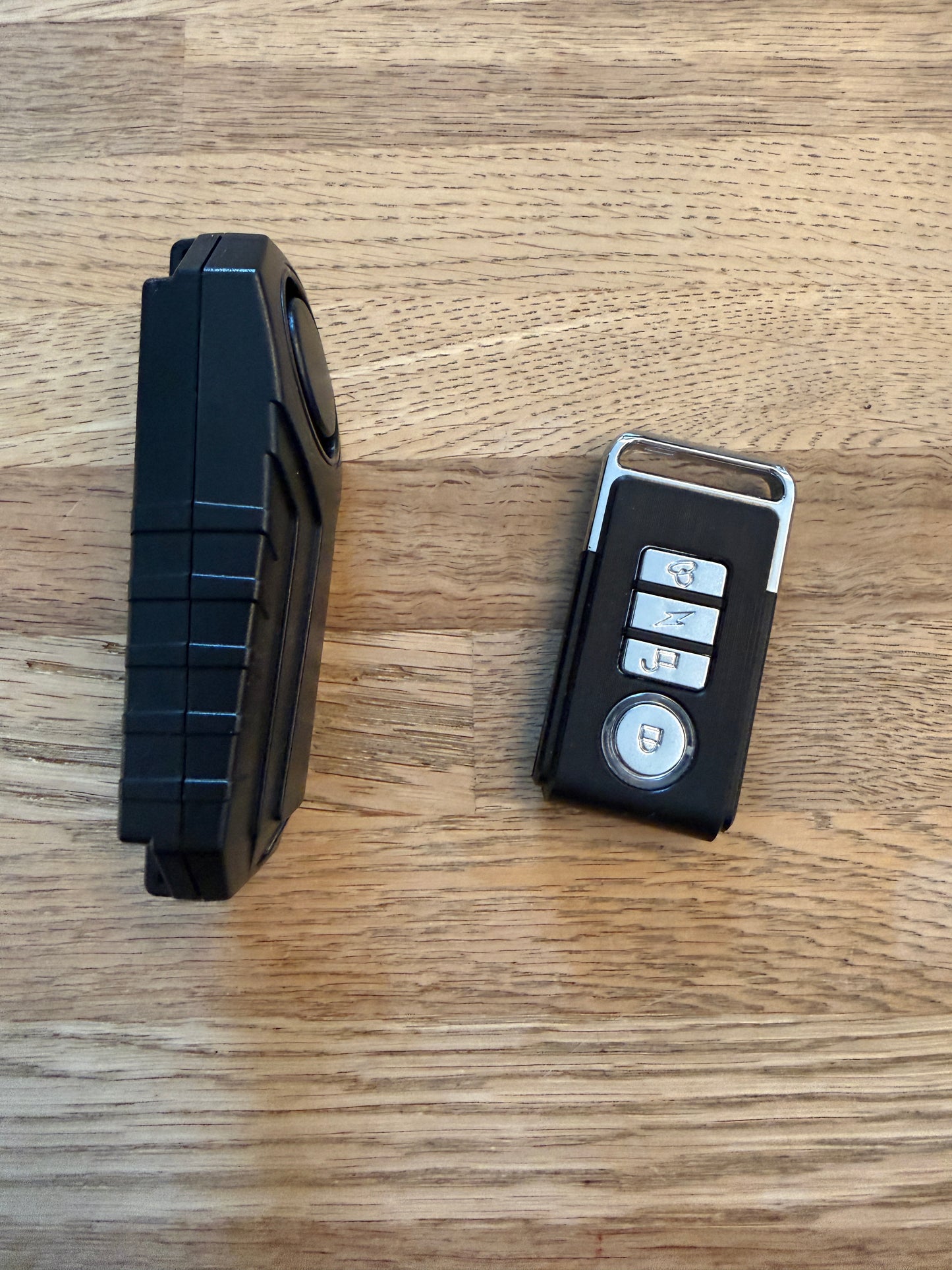 Alarm med fjernbetjening