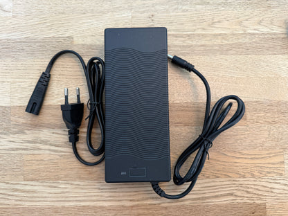 Oplader - KuKirin G2