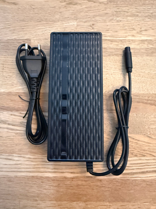 Oplader 3-polet - KuKirin flere modeller