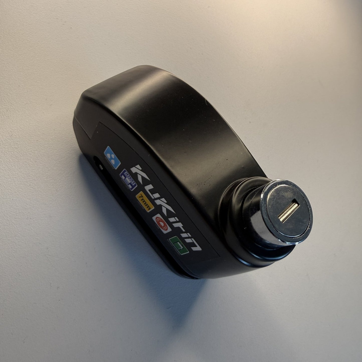 KuKirin Skivebremselås med indbygget alarm (110dB)